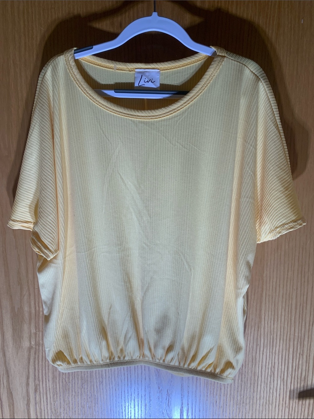 Olivia Rae Pale Yellow Ribbed Short-Sleeve Top- Size S